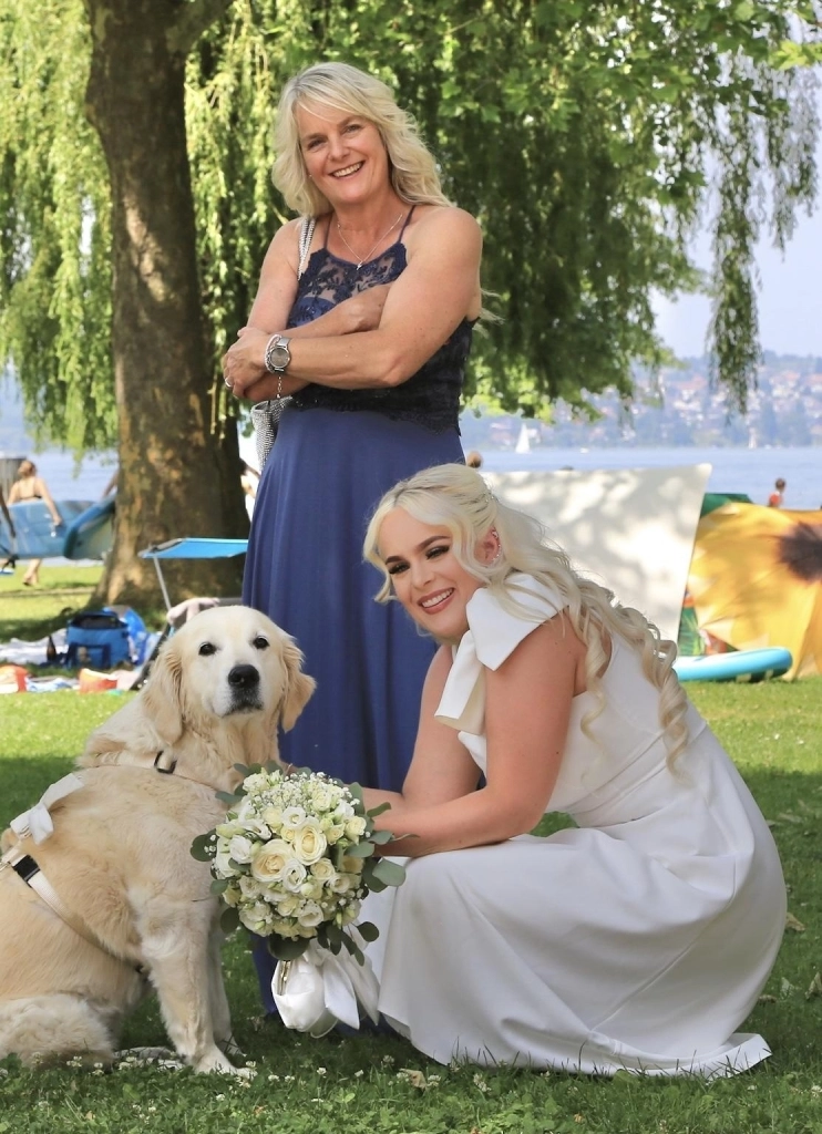 Das Kükennest Team mit Heike Meisinger, Alicia Stöcklin und Holly.